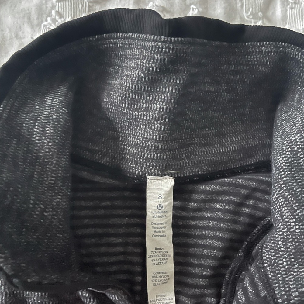 Lululemon Runderful 1/2 Zip - Picture 3 of 4